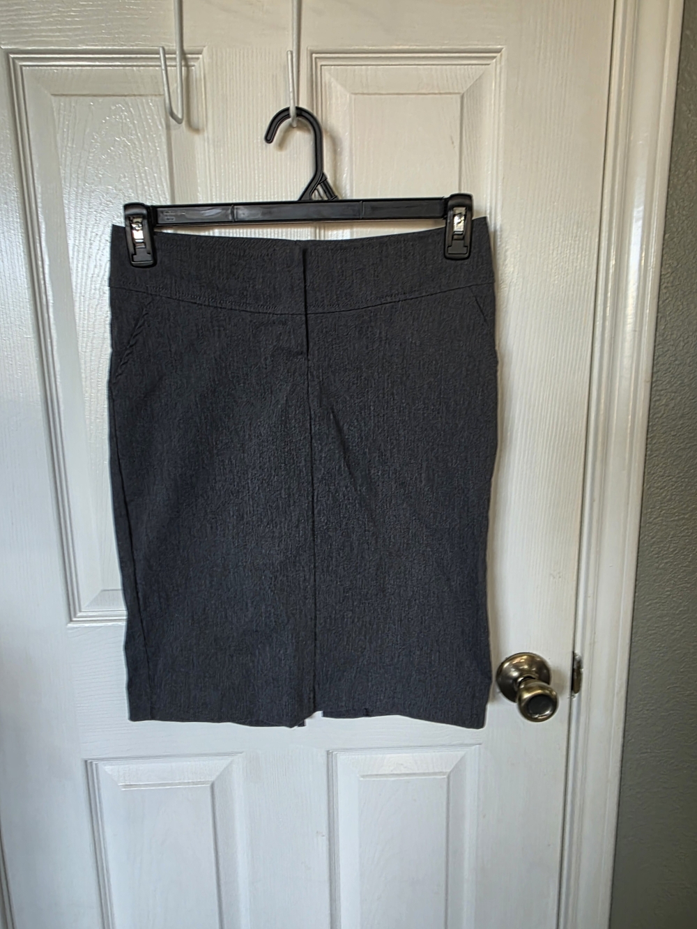 Wet Seal Charcoal Textured Pencil Skirt